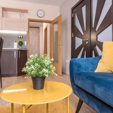 Stylish On Bregalnitsa Str Apartman *