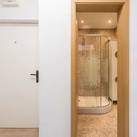 Stylish On Bregalnitsa Str Apartman