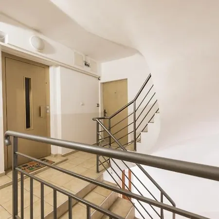 Stylish On Bregalnitsa Str Apartman *